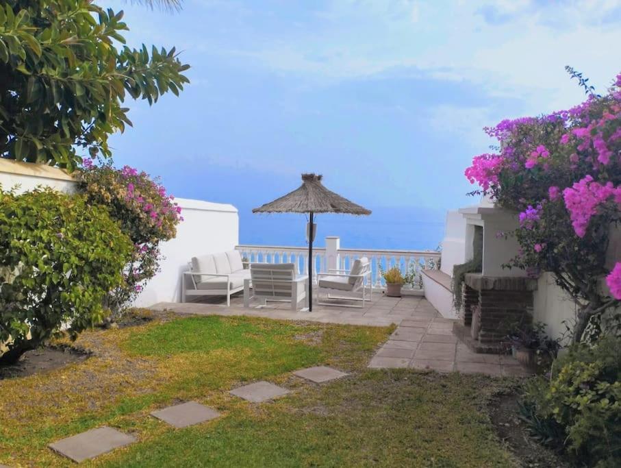 Beautiful 2 Bedroom In Calle Carabeo, Nerja Exterior photo